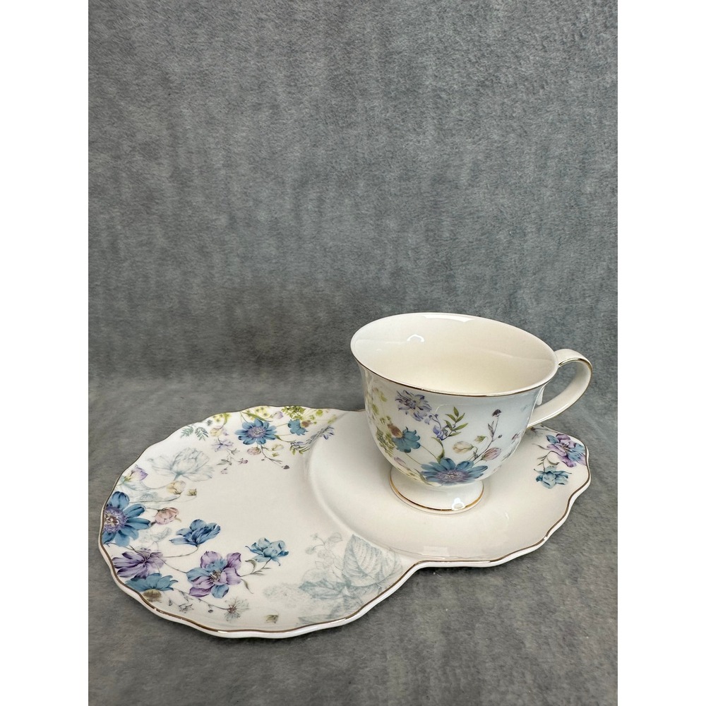 VTG Grace's Teaware Floral Cup Saucer Plate Set‎ Blue Purple Flowers Gold Trim